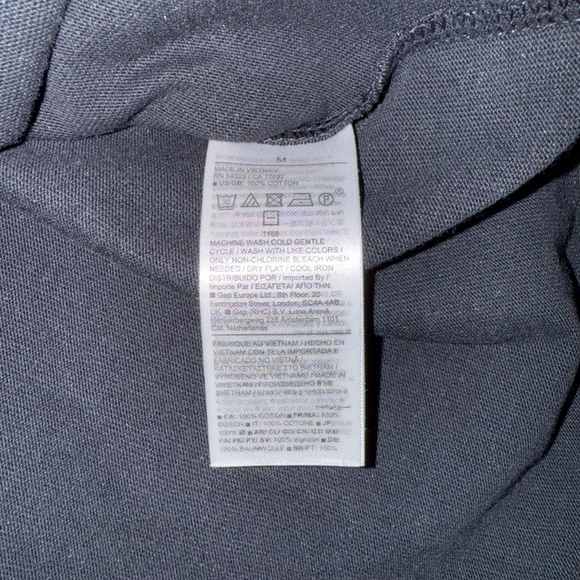 Banana Republic Asymmetrical Short Sleeve T-Shirt – Black (Size M) | - Picture 7 of 7